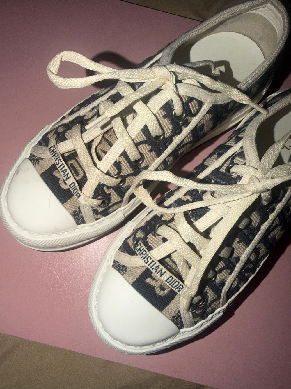 Dior Oblique Low-Top Sneakers in Navy and Cream - Picture 2 of 5